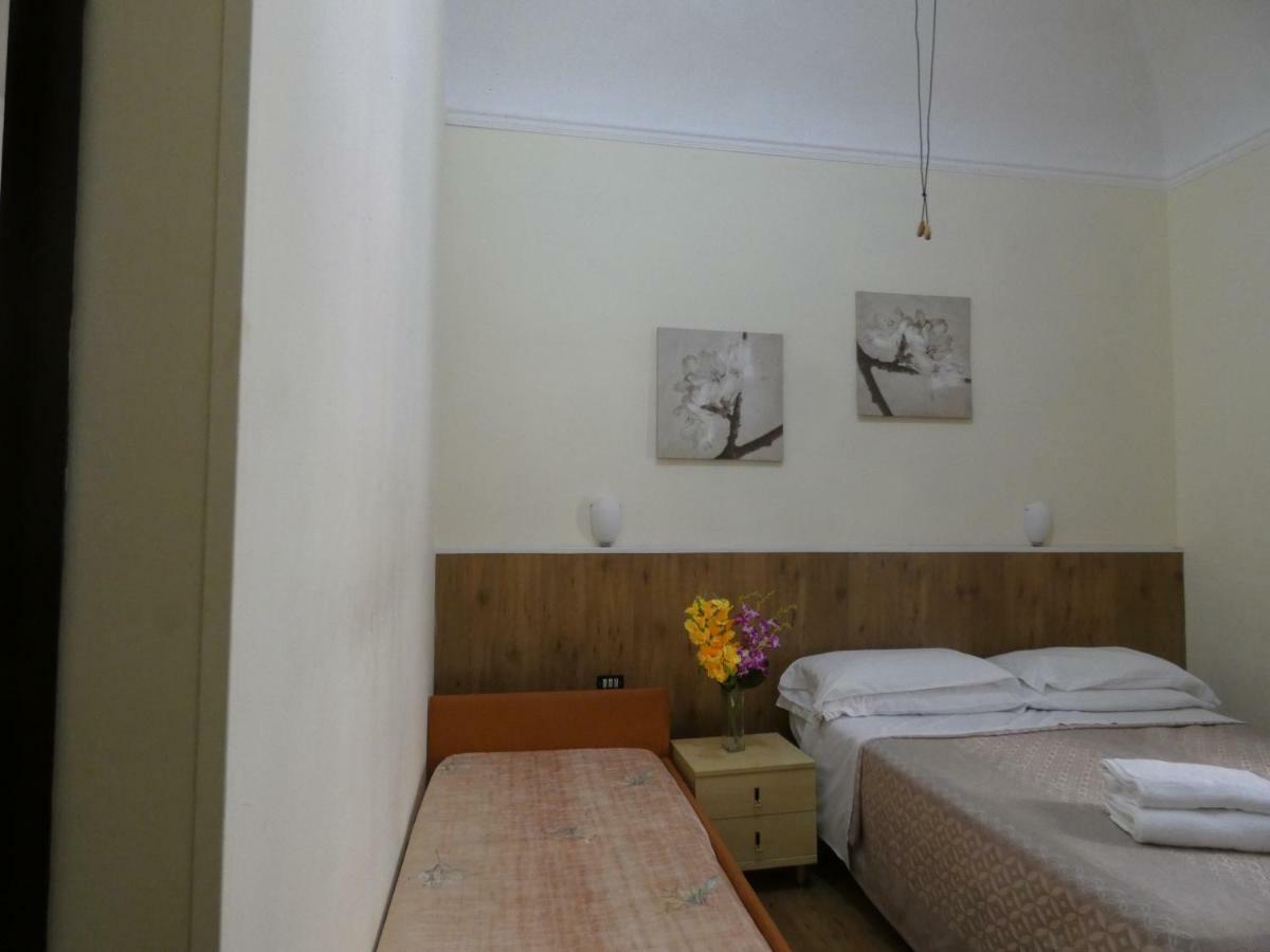 רומא Sunlight Guest House מראה חיצוני תמונה